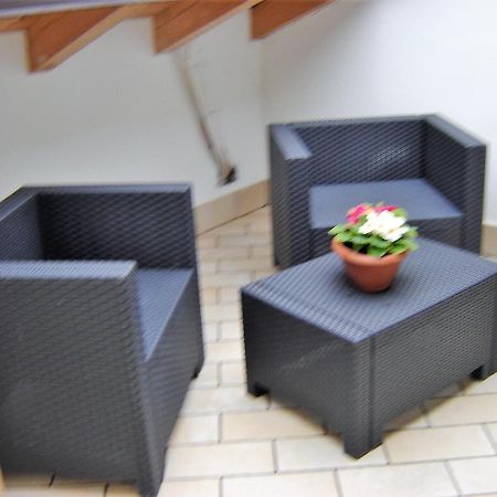 A 7 Km Da Salo' Casa Del Sole Mansarda Apartment Gavardo Ngoại thất bức ảnh