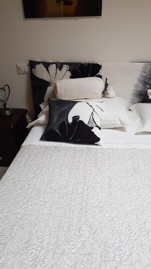 A 7 Km Da Salo' Casa Del Sole Mansarda Apartment Gavardo Ngoại thất bức ảnh