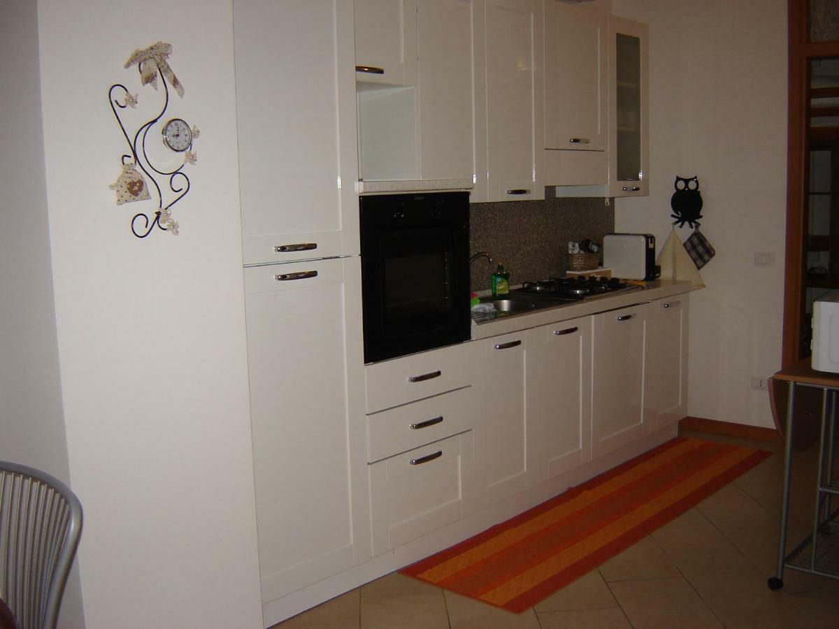 A 7 Km Da Salo' Casa Del Sole Mansarda Apartment Gavardo Ngoại thất bức ảnh